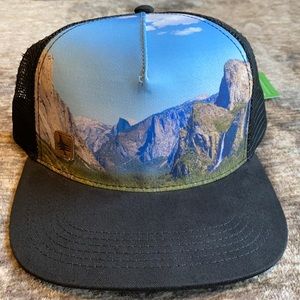 Hippy Tree Trucker Hat Yosemite OS